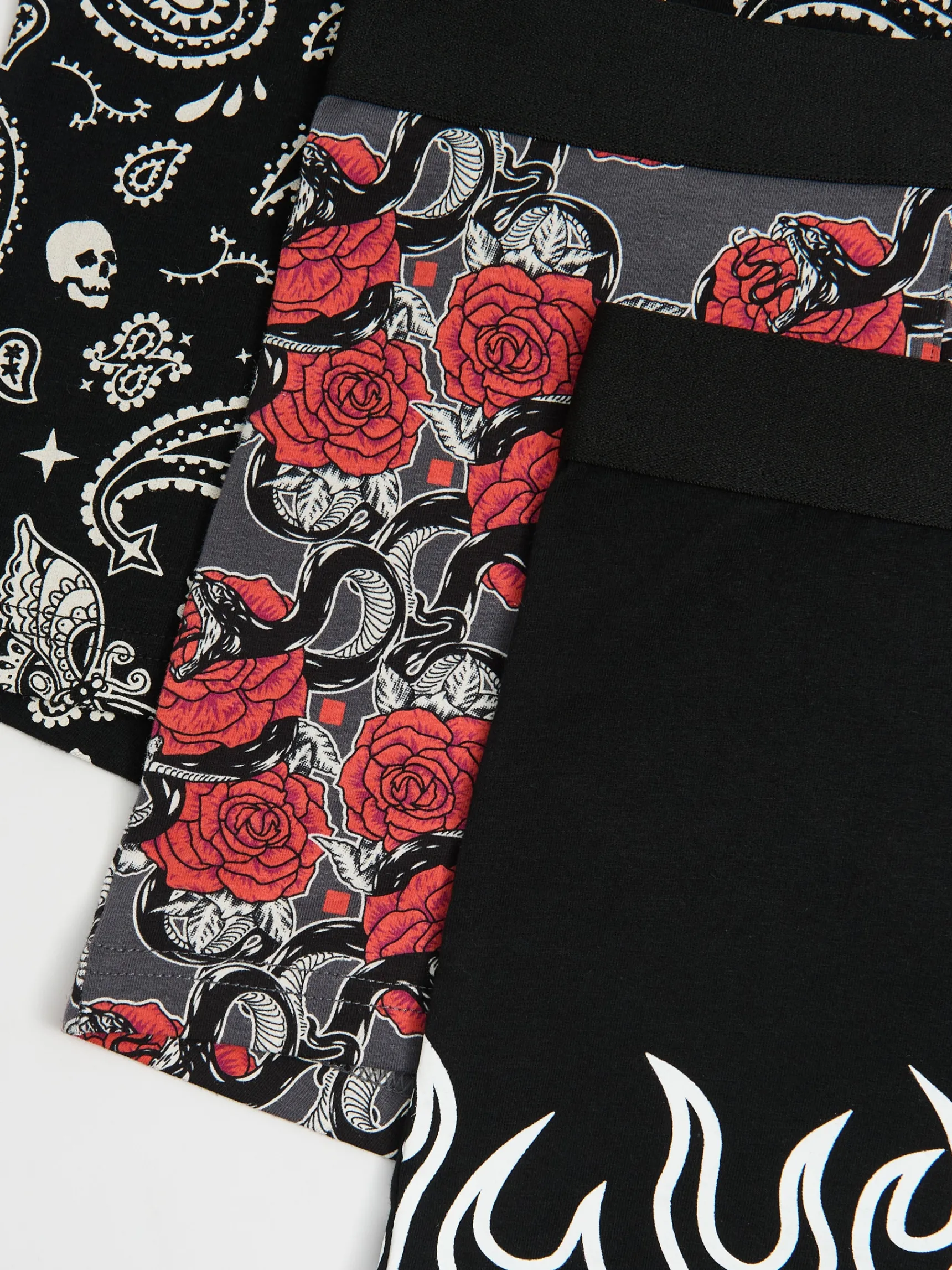 Discount Cropp 3 pack bokserek w stylu punk rock czarny