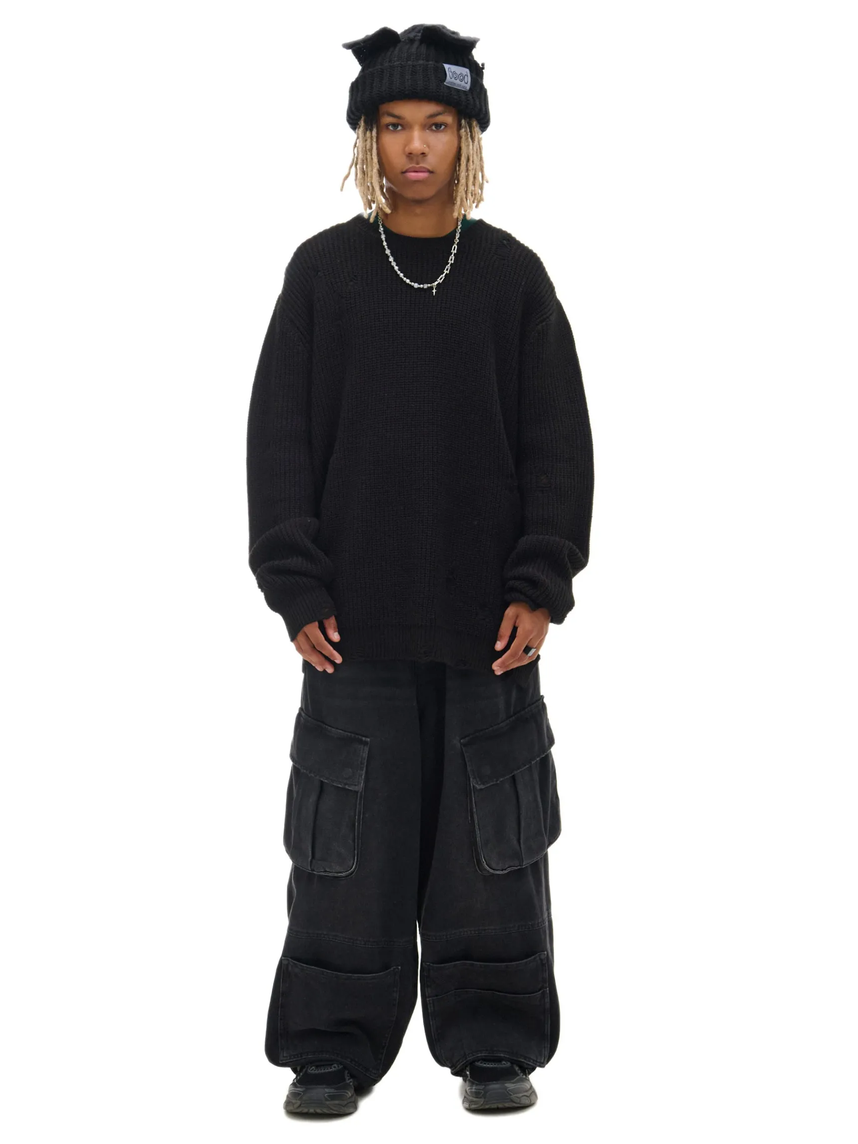 New Cropp Żakardowy sweter ze strzępieniami czarny
