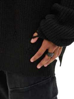 New Cropp Żakardowy sweter ze strzępieniami czarny