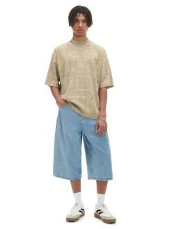Best Cropp Beżowa koszulka z nadrukiem all over beżowy