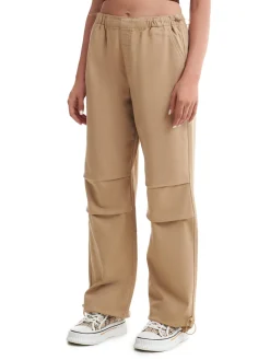 Best Cropp Beżowe jeansy parachute beżowy