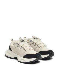 New Cropp Beżowe sneakersy z odblaskowymi elementami beżowy