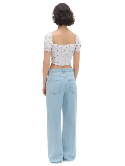 Best Cropp Biała bluzka crop top w kwiaty biały