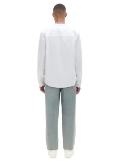 Discount Cropp Biała koszula ze stójką biały