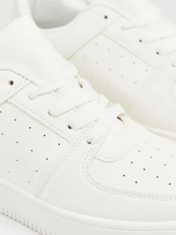 Best Cropp Białe sneakersy biały