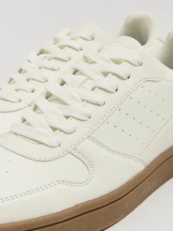 Sale Cropp Białe sneakersy z imitacji skóry biały