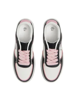 New Cropp Biało-czarne sneakersy Hello Kitty czarny