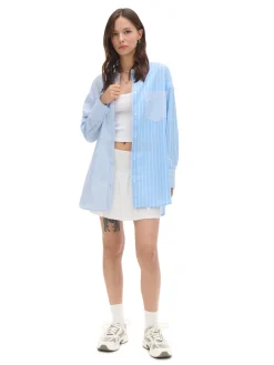 Sale Cropp Błękitna koszula oversize w pionowe paski niebieski