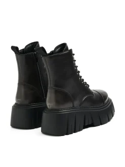 Clearance Cropp Botki za kostkę z imitacji skóry czarny