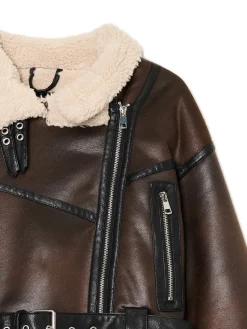Hot Cropp Brązowa kurtka z imitacji skóry brązowy