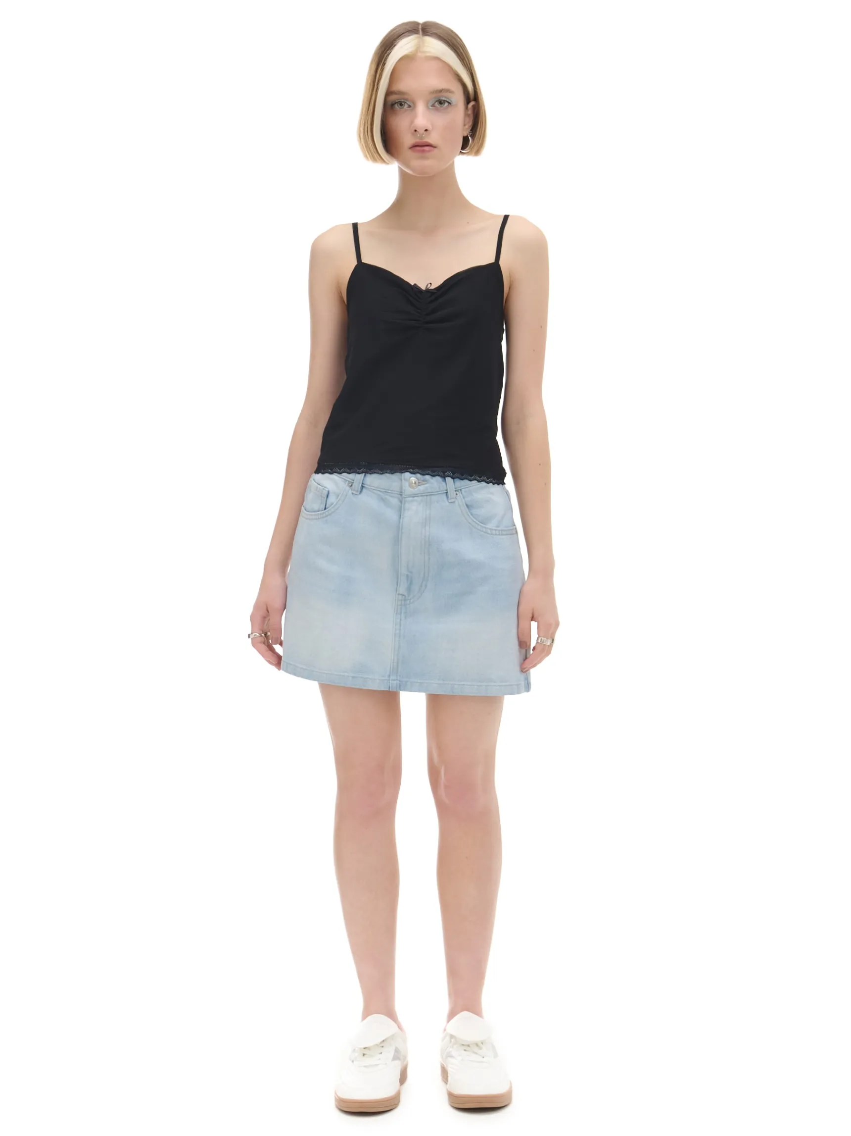Fashion Cropp Cieniowana jasna jeansowa spódnica niebieski