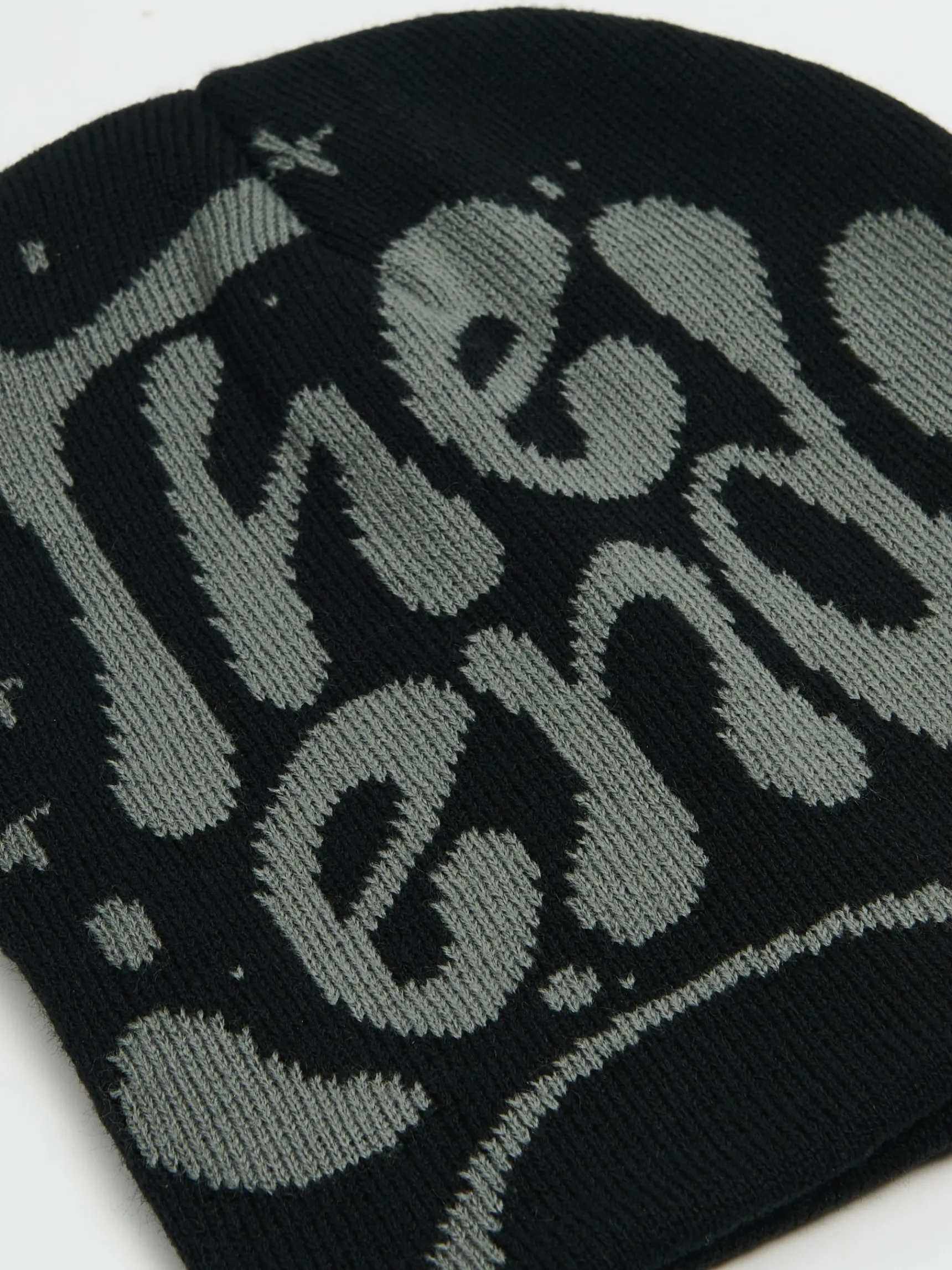 Outlet Cropp Czapka beanie z napisem The End szary