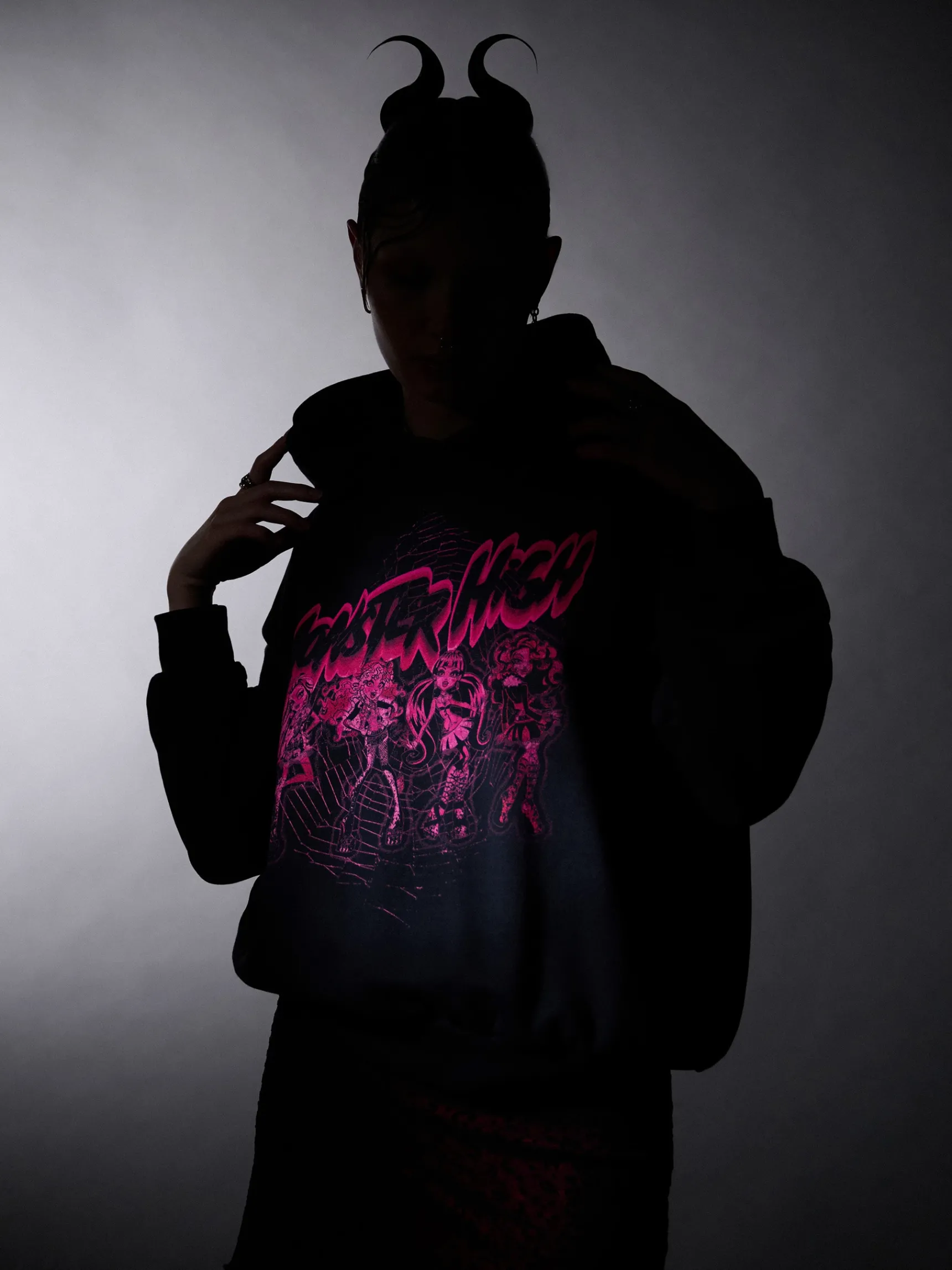 Hot Cropp Czarna bluza z kapturem Monster High czarny