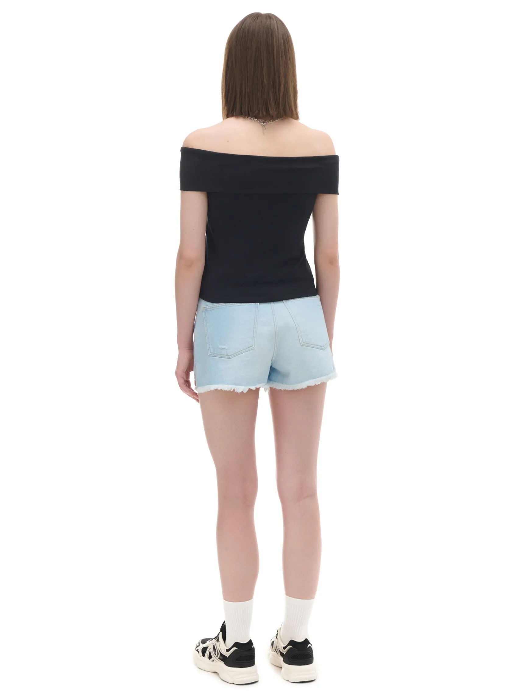 Online Cropp Czarna bluzka z dekoltem carmen czarny