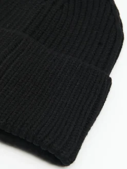 New Cropp Czarna czapka beanie czarny
