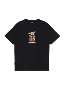 Online Cropp Czarna koszulka z Baby Yodą czarny