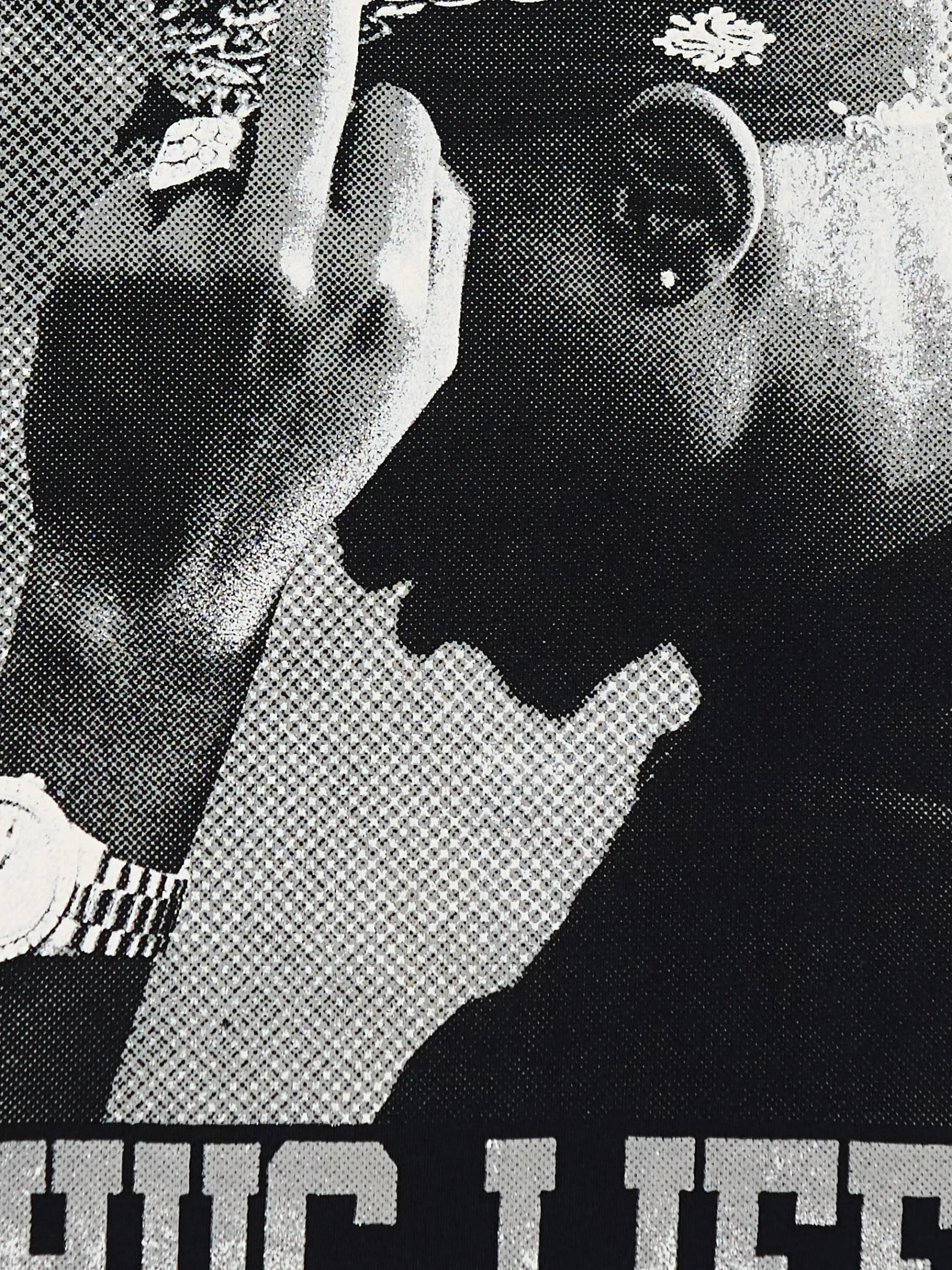 New Cropp Czarna koszulka z nadrukiem Tupac Shakur czarny