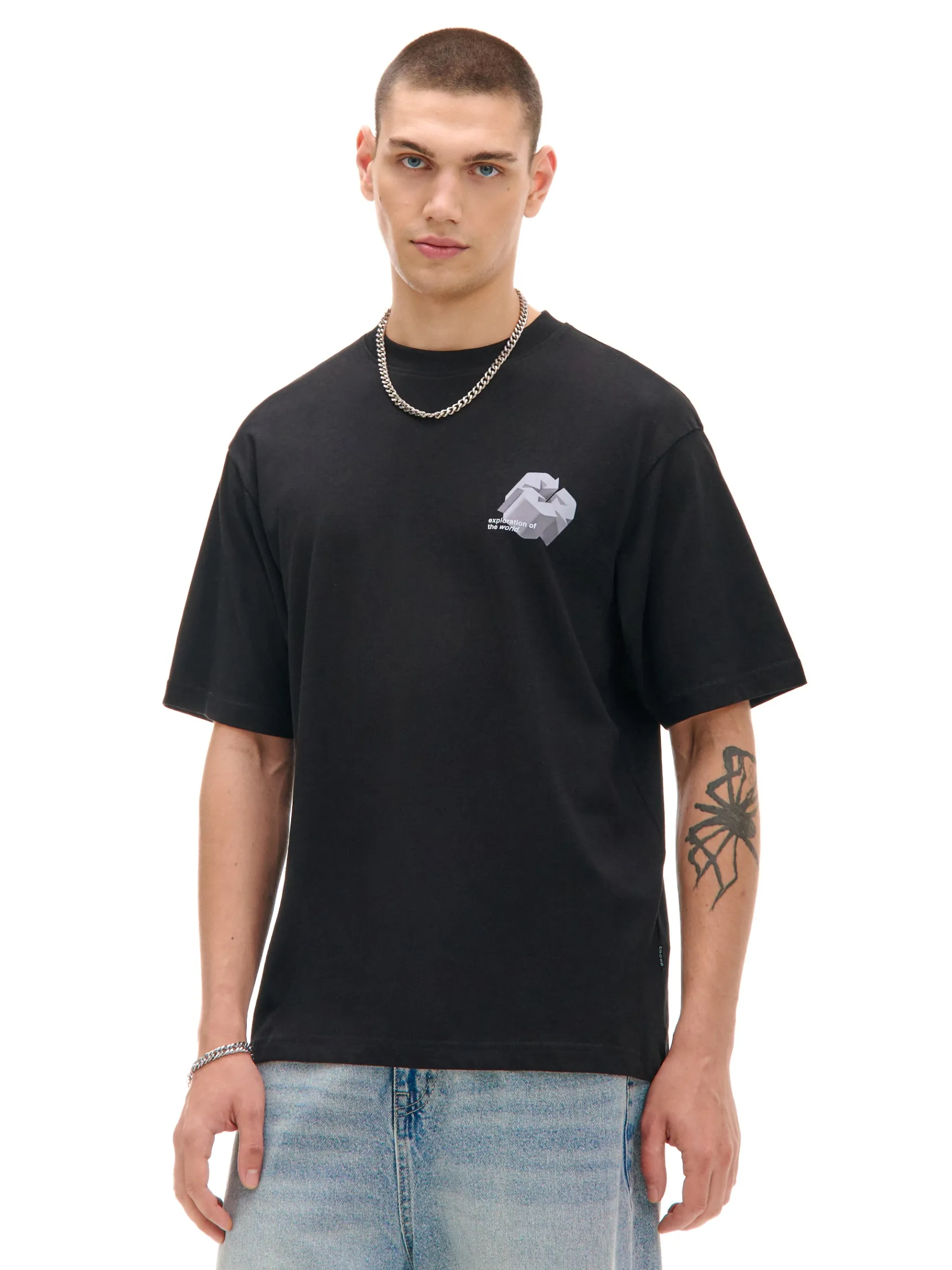 New Cropp Czarna koszulka z nadrukiem czarny