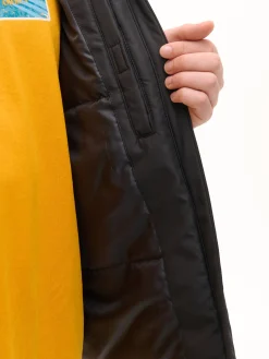 Best Cropp Czarna kurtka basic z kapturem czarny