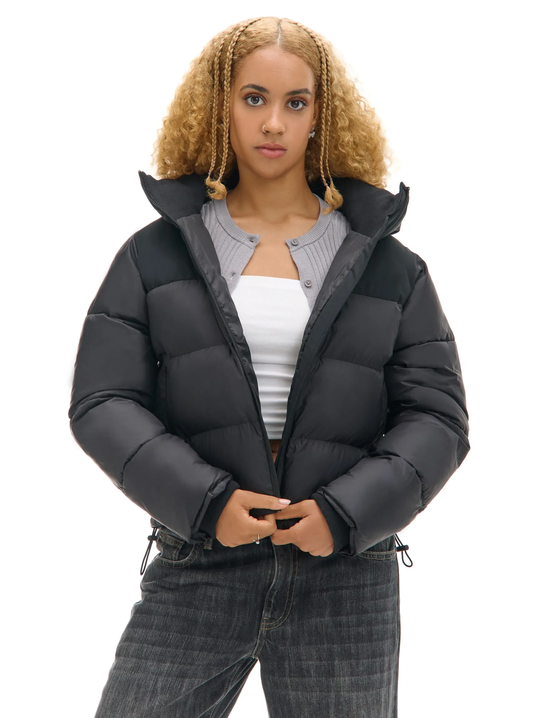 Outlet Cropp Czarna kurtka puffer z gładkim karczkiem czarny