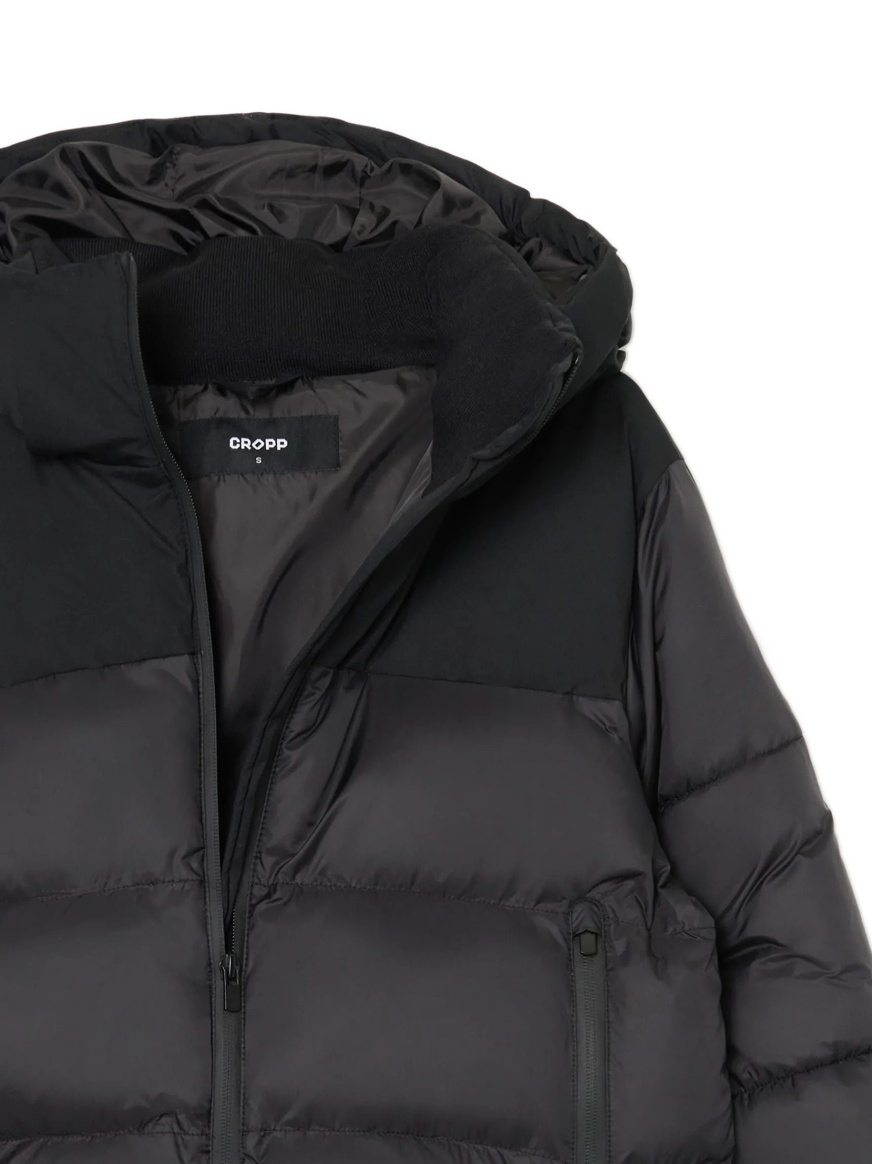 Outlet Cropp Czarna kurtka puffer z gładkim karczkiem czarny