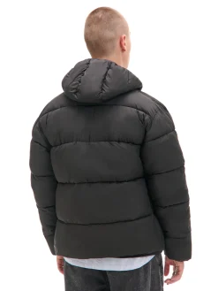 New Cropp Czarna pikowana kurtka puffer czarny