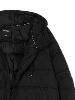 Sale Cropp Czarna pikowana kurtka z kapturem czarny