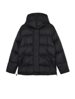 Fashion Cropp Czarna pikowana kurtka z kapturem czarny