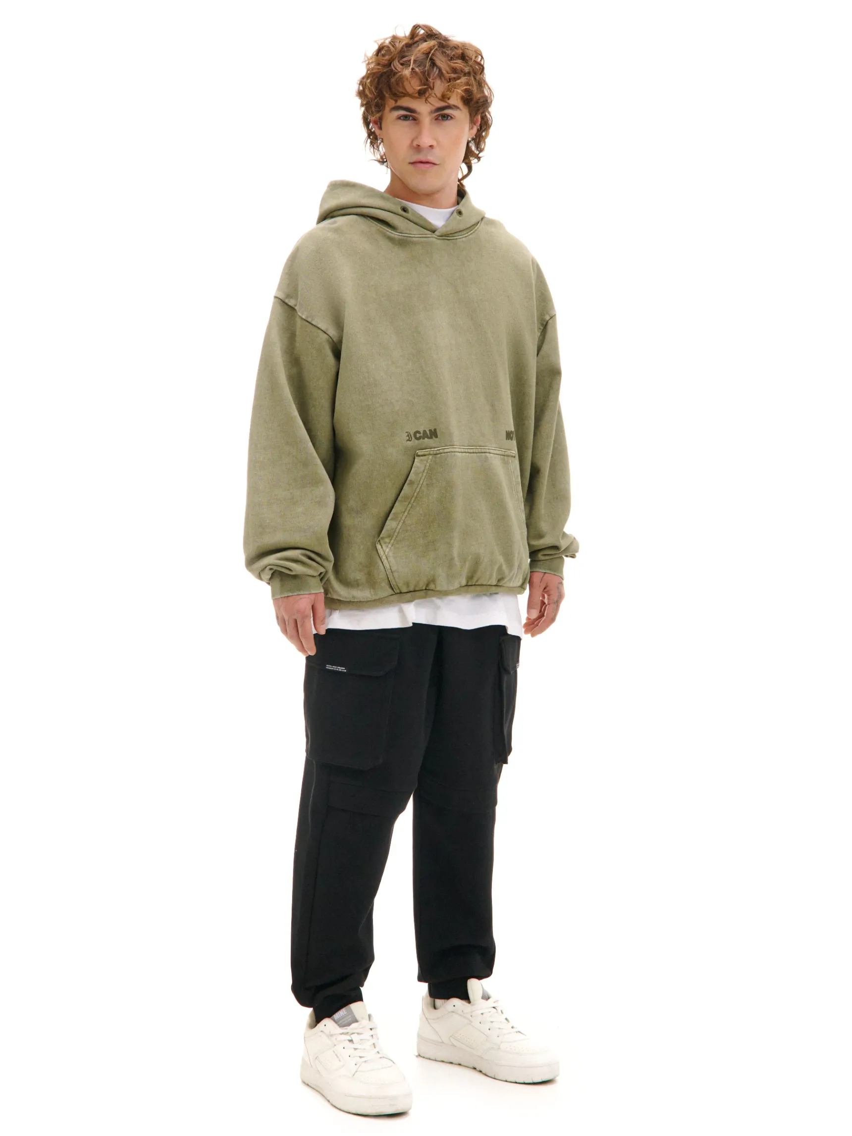 Online Cropp Czarne dresowe joggery z kieszeniami czarny