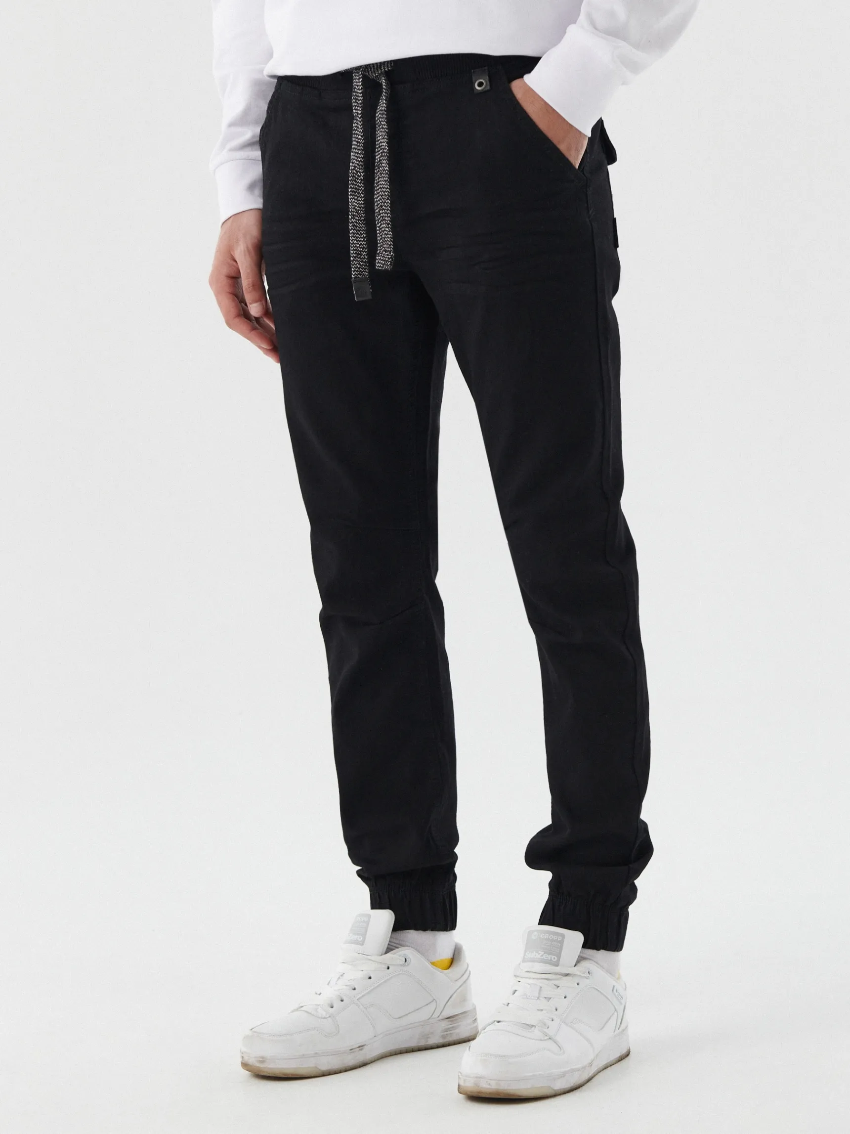 Hot Cropp Czarne jeansowe joggery czarny