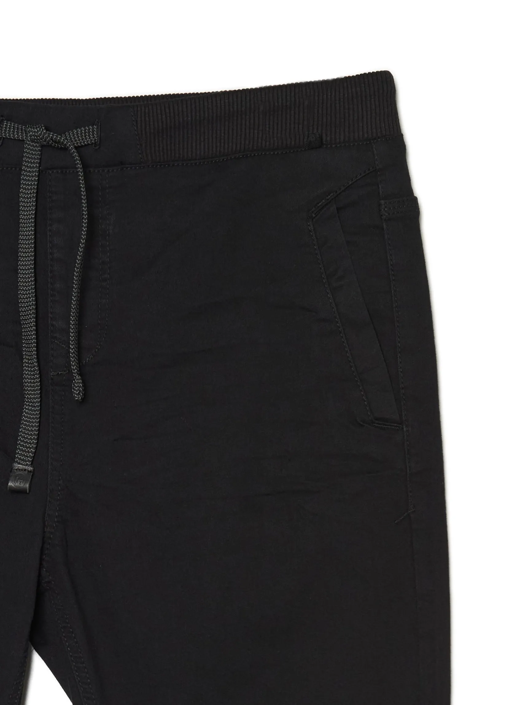 Clearance Cropp Czarne jeansowe joggery chino czarny