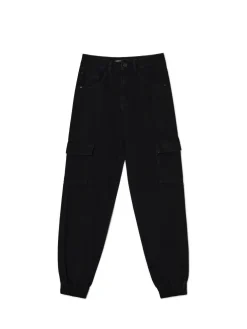 Best Cropp Czarne jeansowe joggery cargo czarny
