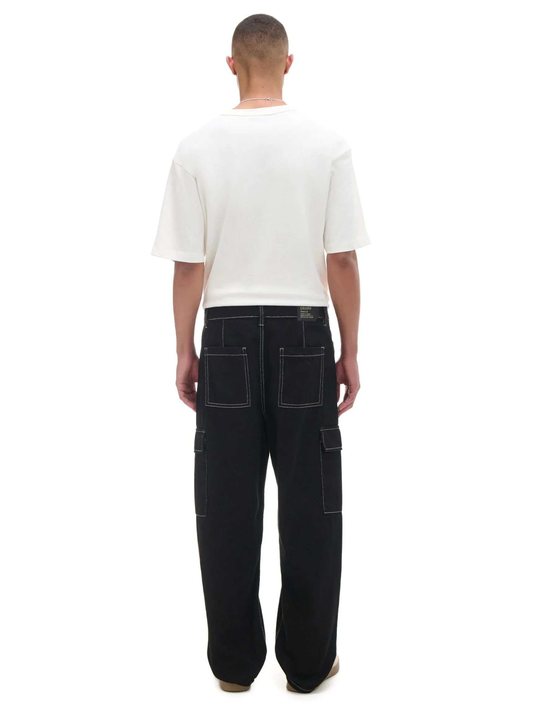 Fashion Cropp Czarne jeansy baggy z kieszeniami cargo czarny