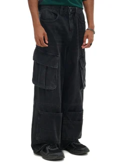 New Cropp Czarne jeansy skater z kieszeniami czarny