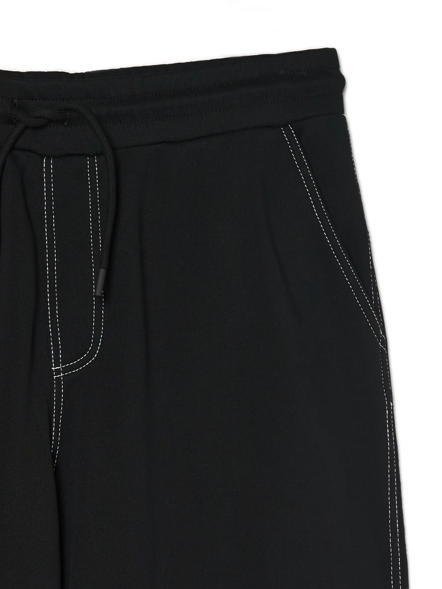 New Cropp Czarne joggery z białym przeszyciem czarny