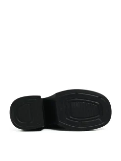 Discount Cropp Czarne loafersy z imitacji skóry czarny