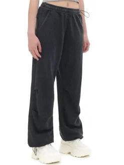 Best Cropp Czarne spodnie parachute czarny