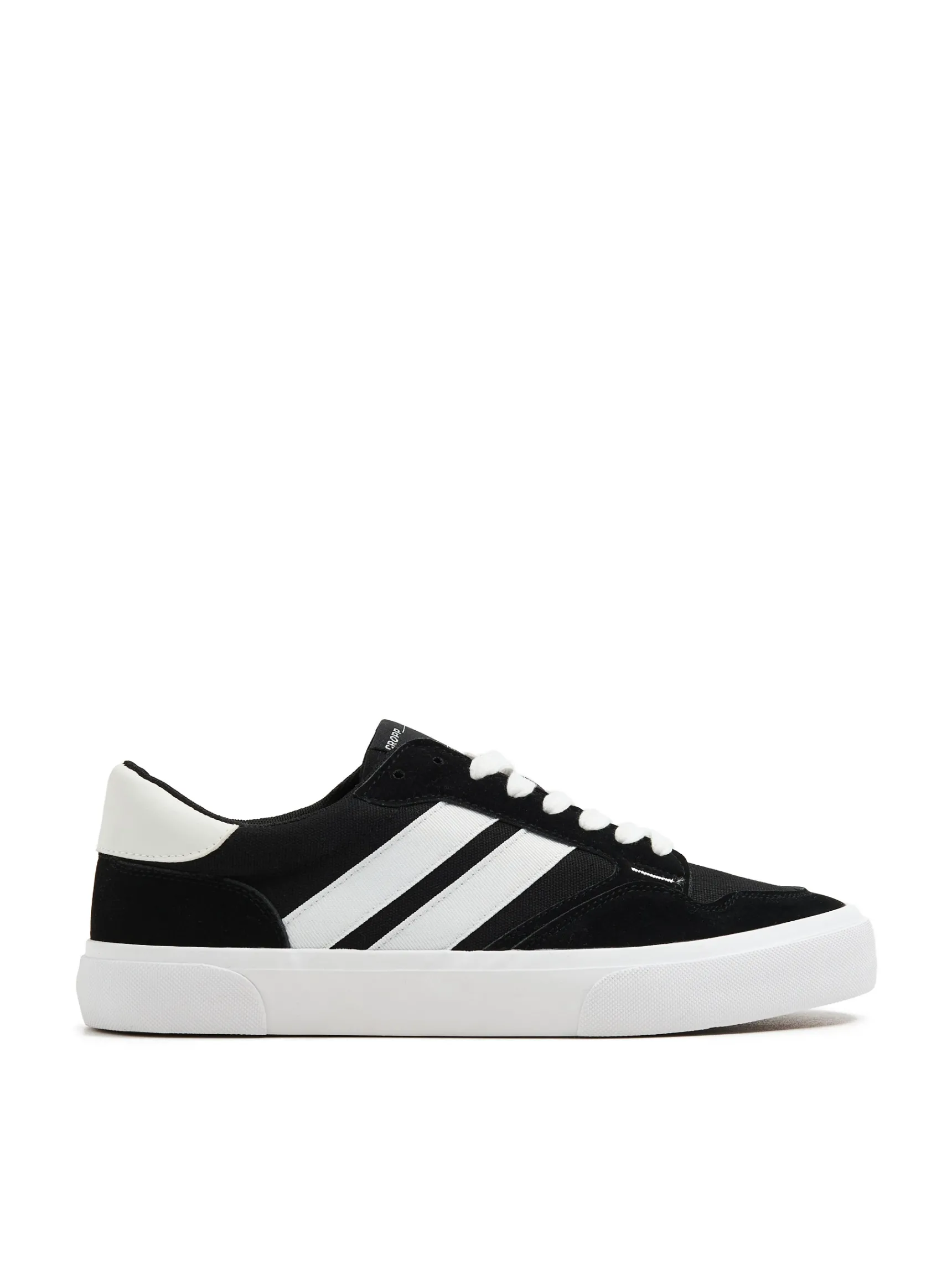 Outlet Cropp Czarne trampki czarny