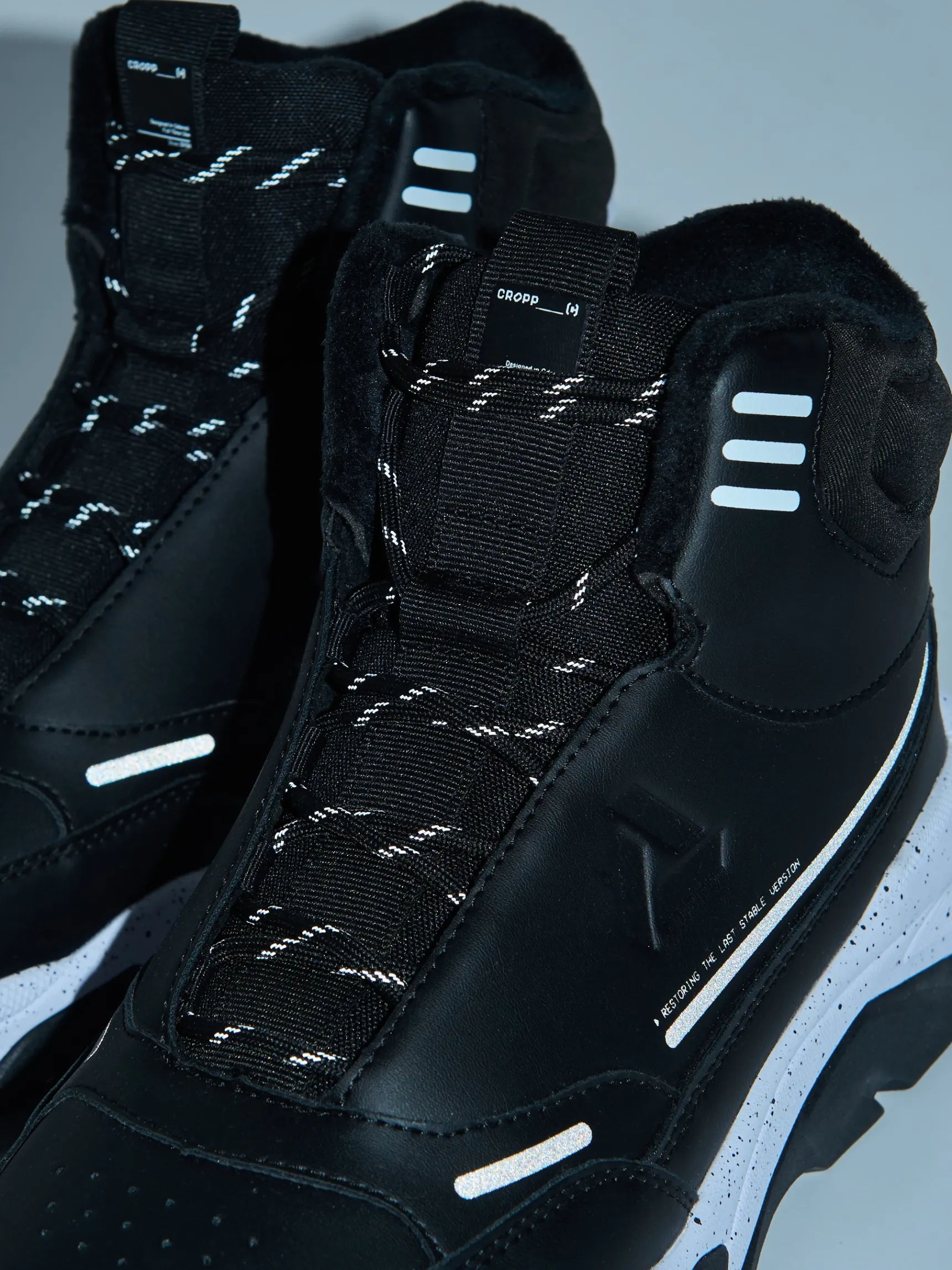 Fashion Cropp Czarne wysokie sneakersy na zimę czarny