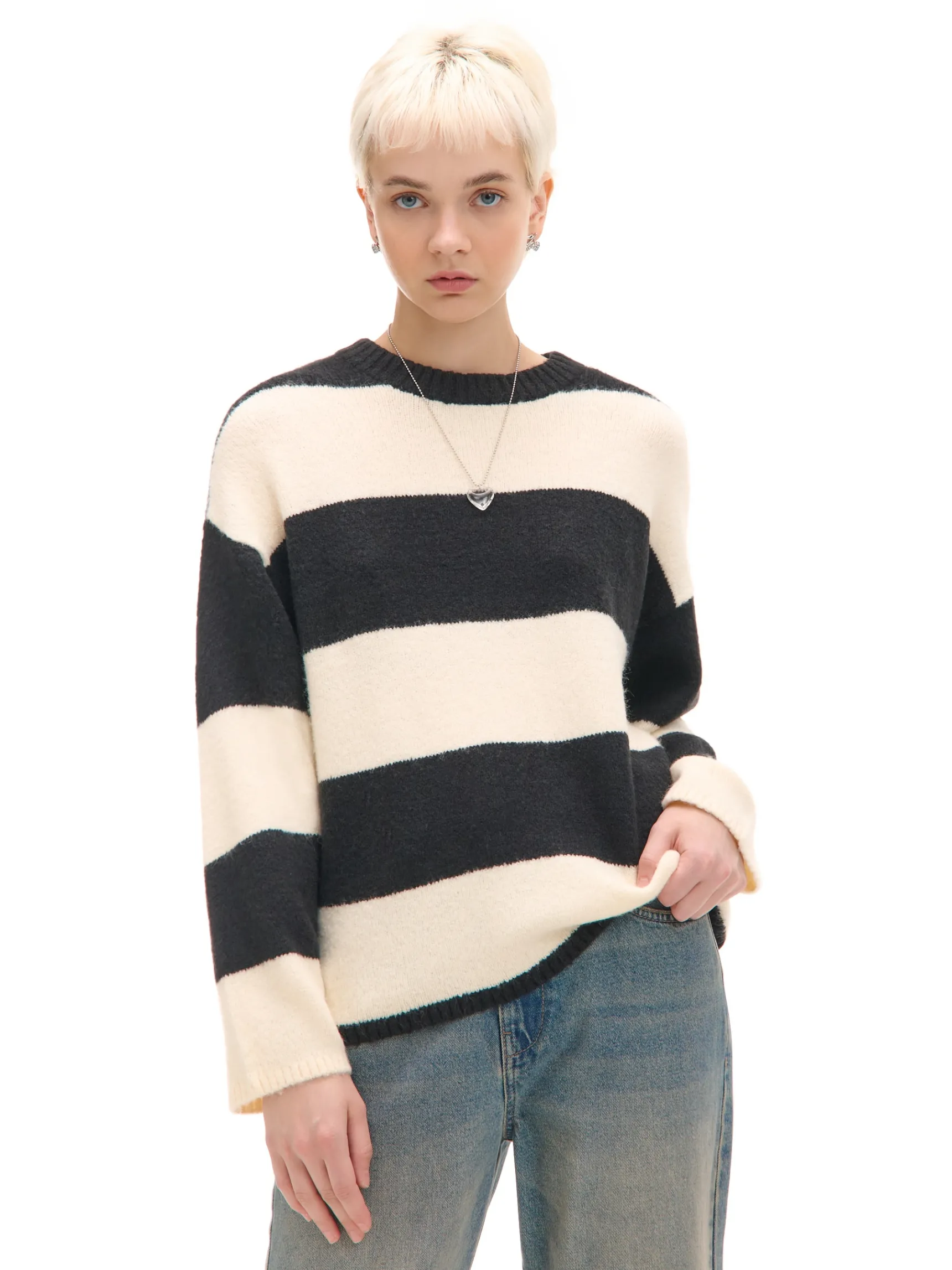 Clearance Cropp Czarno- sweter w paski kremowy