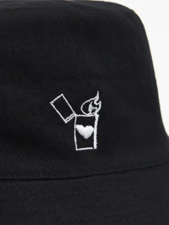 Online Cropp kapelusz bucket hat z haftem czarny