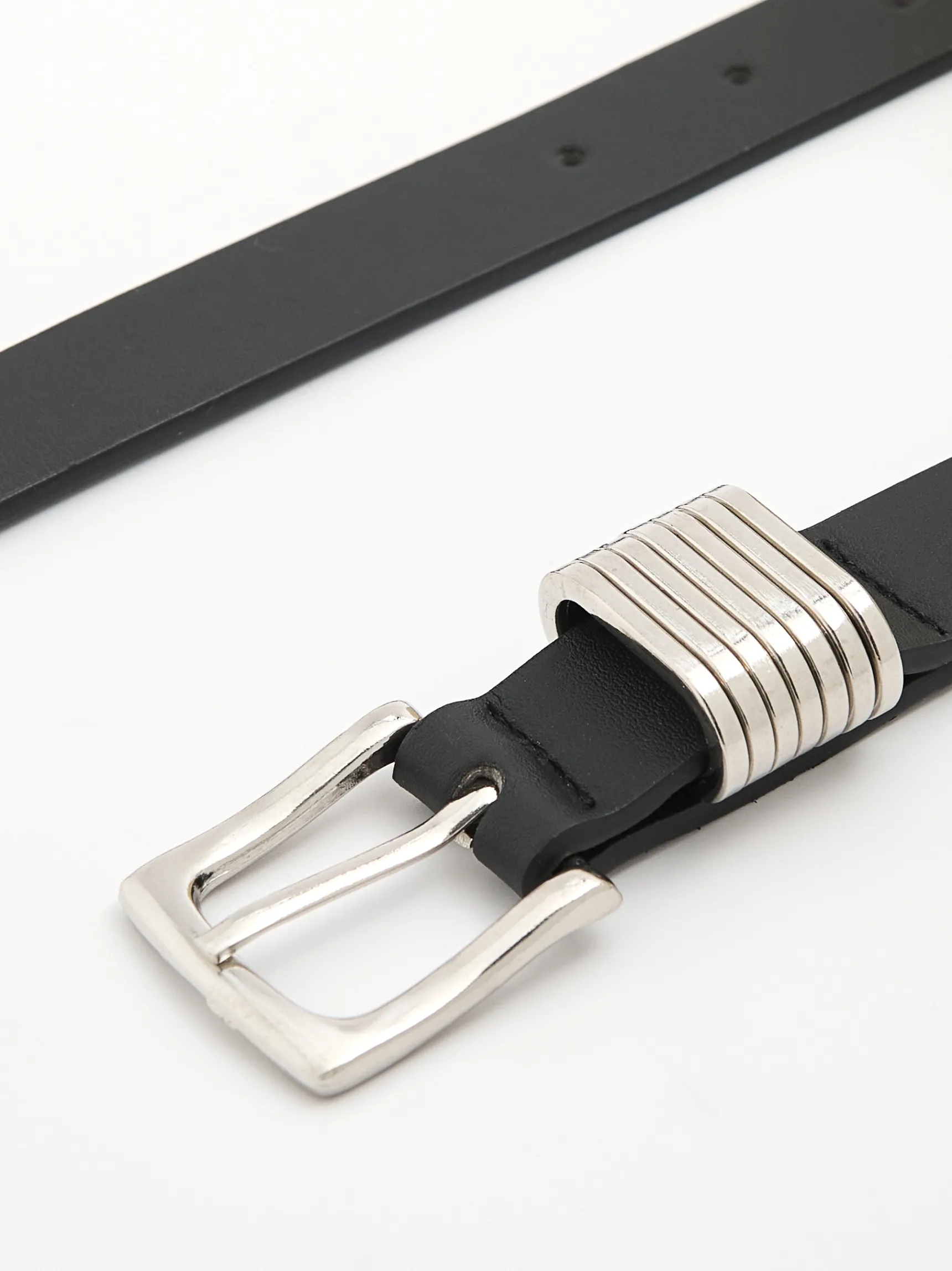 New Cropp pasek z metalowymi detalami czarny