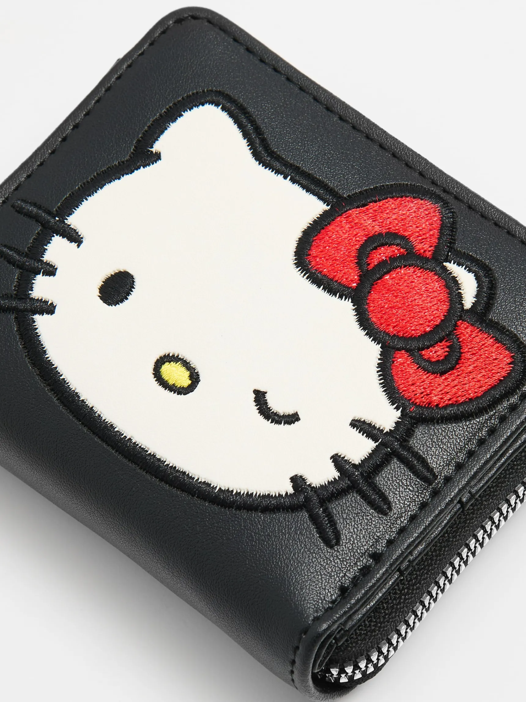 Discount Cropp portfel Hello Kitty czarny