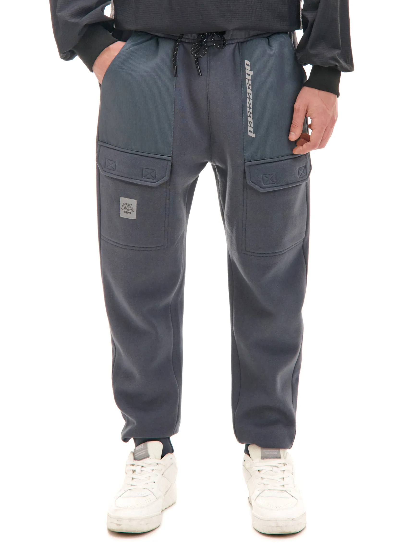 Best Cropp Dresowe joggery z efektem reflective szary