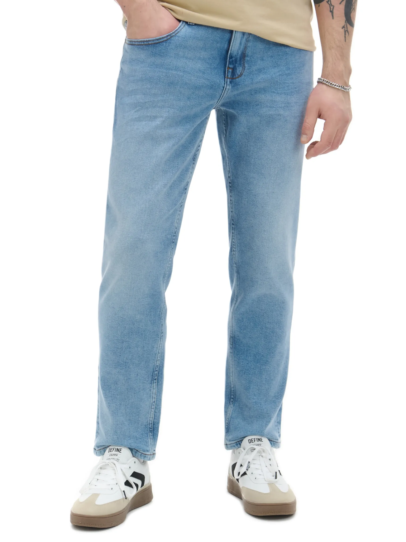 Outlet Cropp Jasne jeansy comfort niebieski