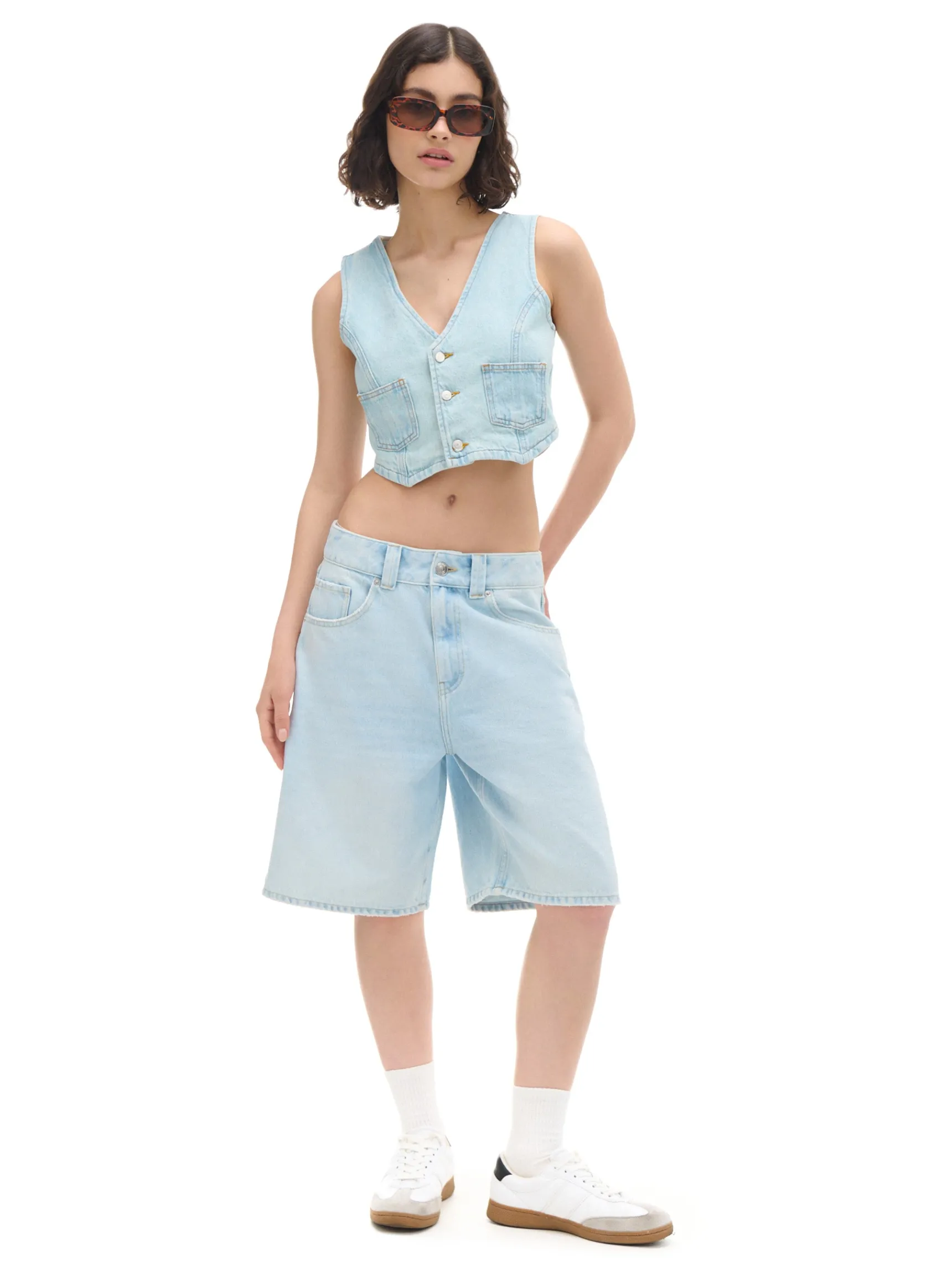 Online Cropp Jasne szorty denim bermudy niebieski