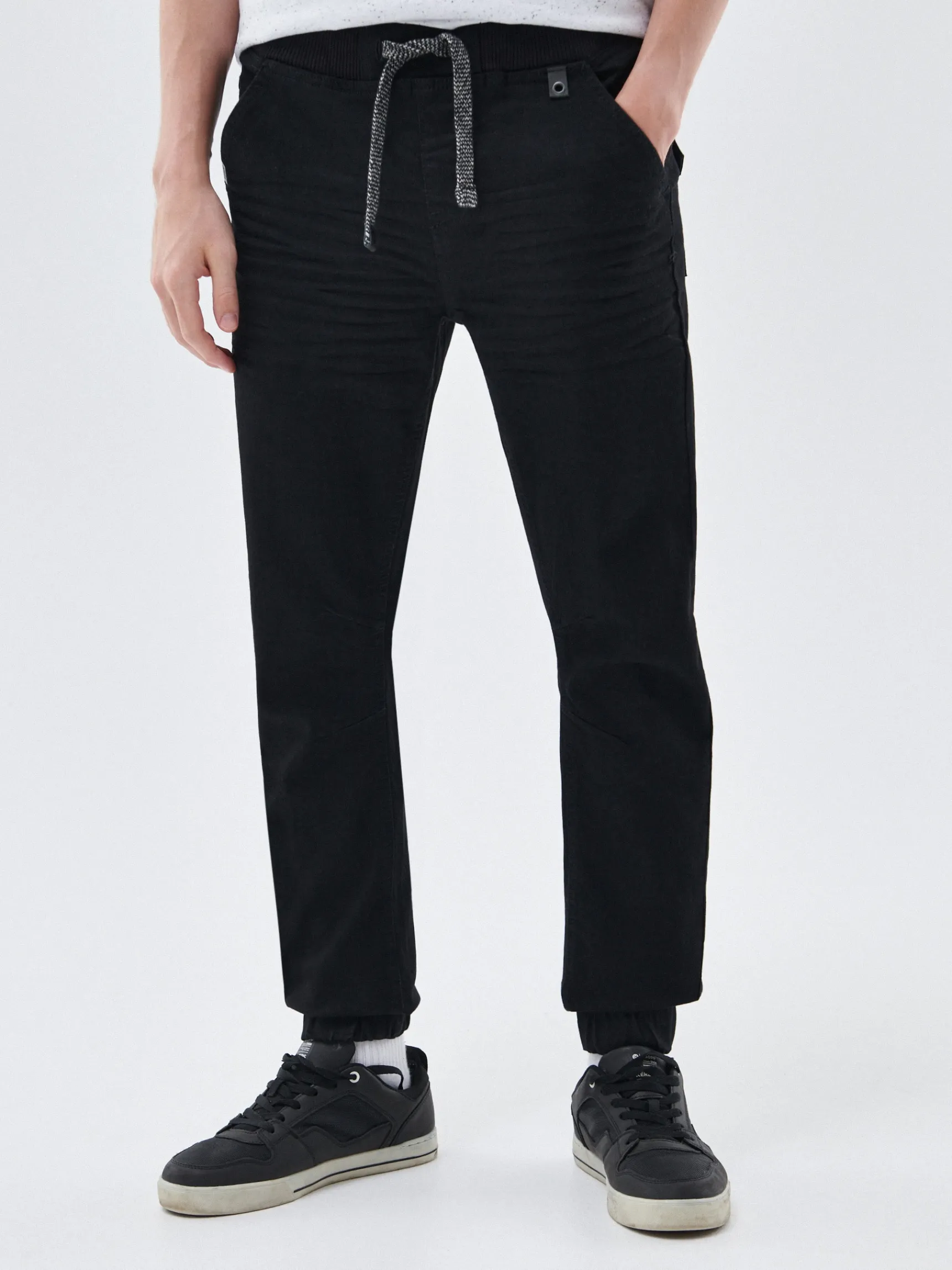 Fashion Cropp Jeansowe joggery czarny