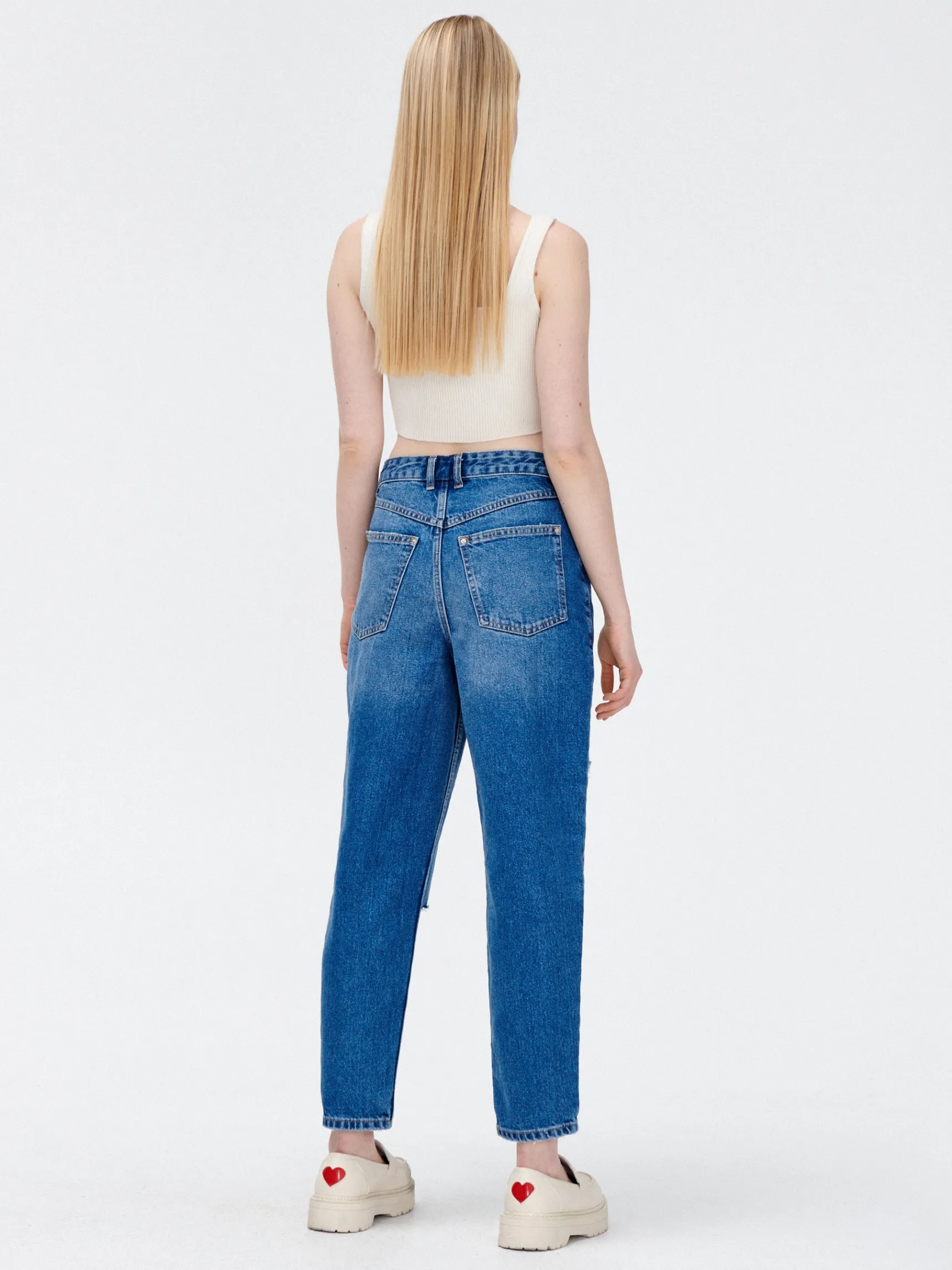 Sale Cropp Jeansy barrel z przetarciami niebieski