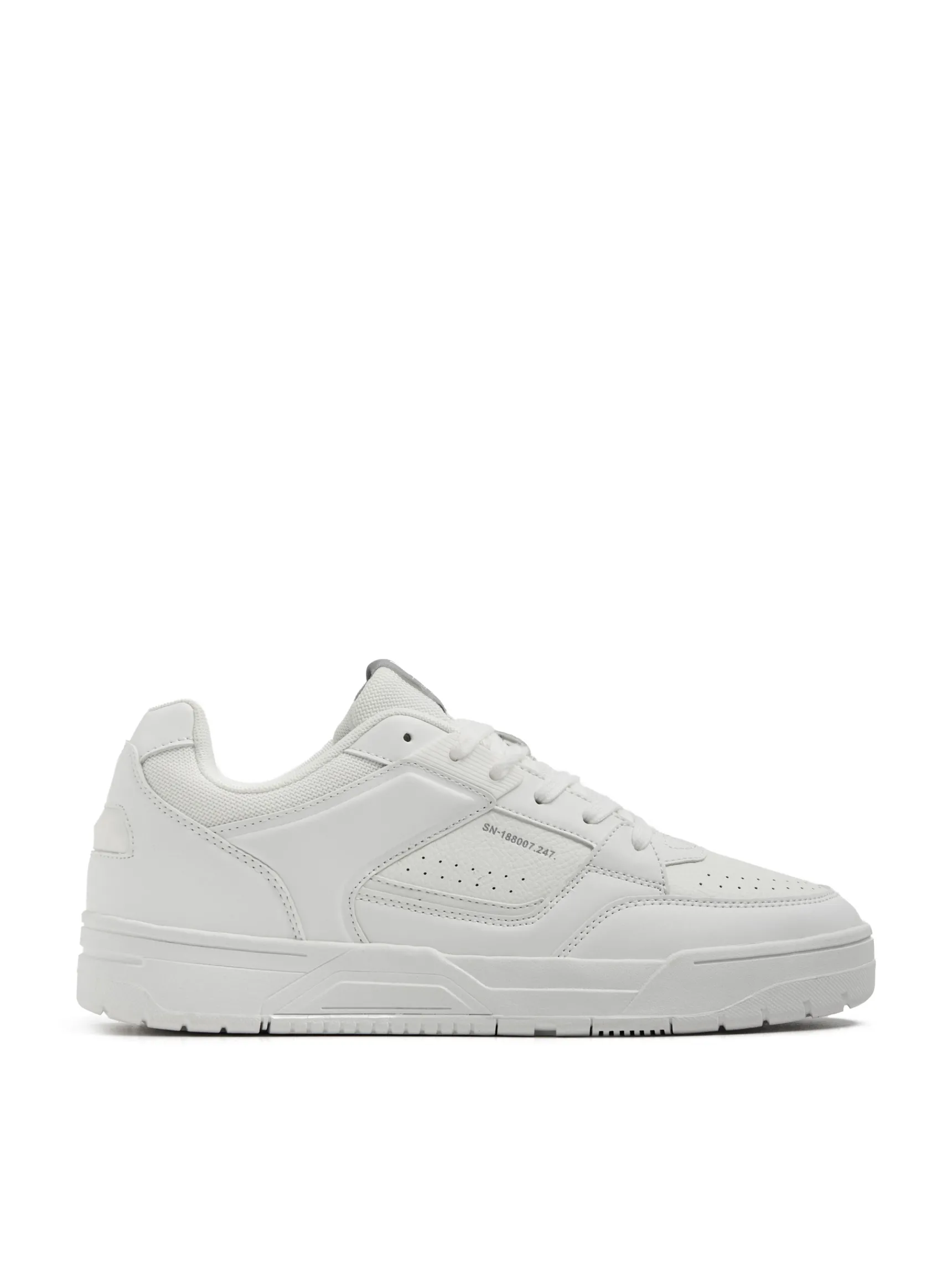 Discount Cropp Klasyczne białe sneakersy biały