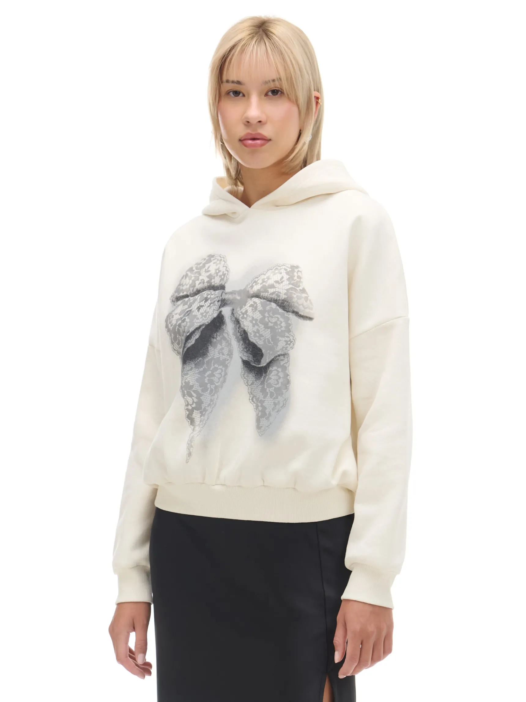 Clearance Cropp Kremowa bluza z kapturem i nadrukiem kremowy